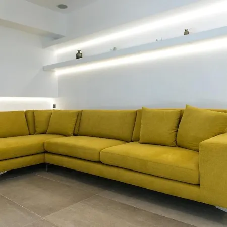 Seaside Luxury With Jacuzzi Apartment *